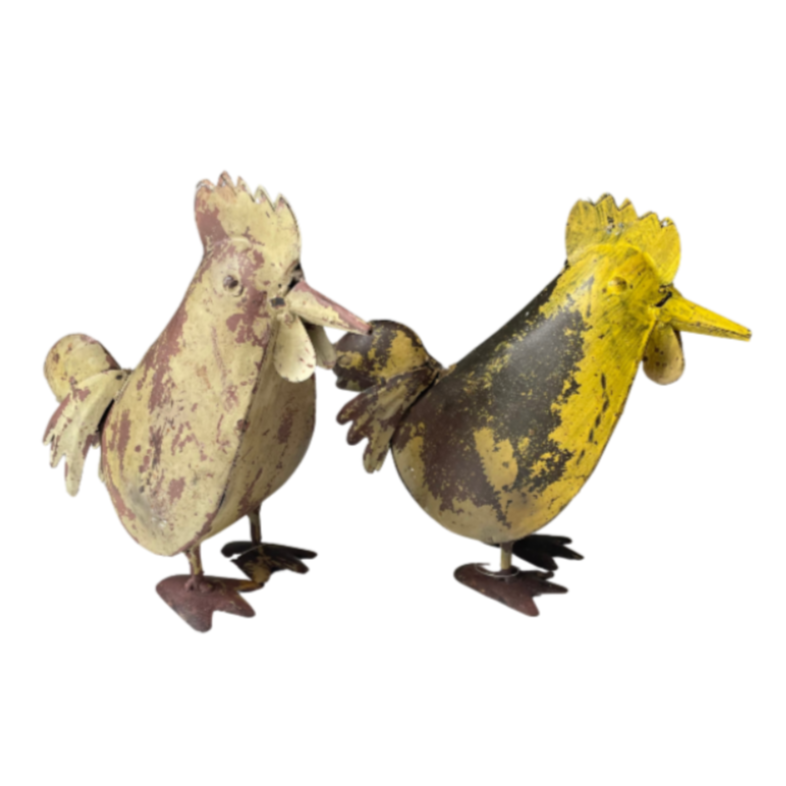 Vintage Metal Chicken